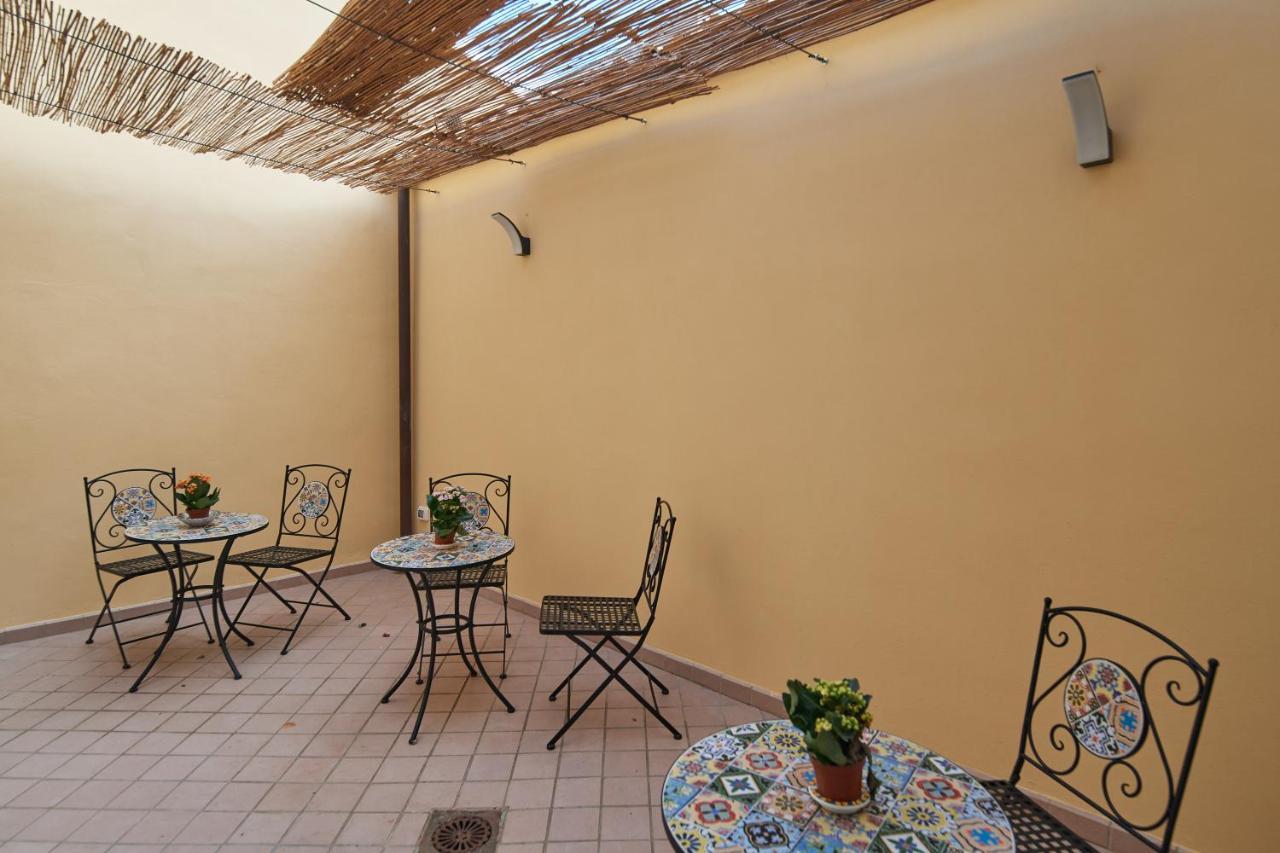 Bed and Breakfast Galleria Del Duomo Syracuse Екстер'єр фото